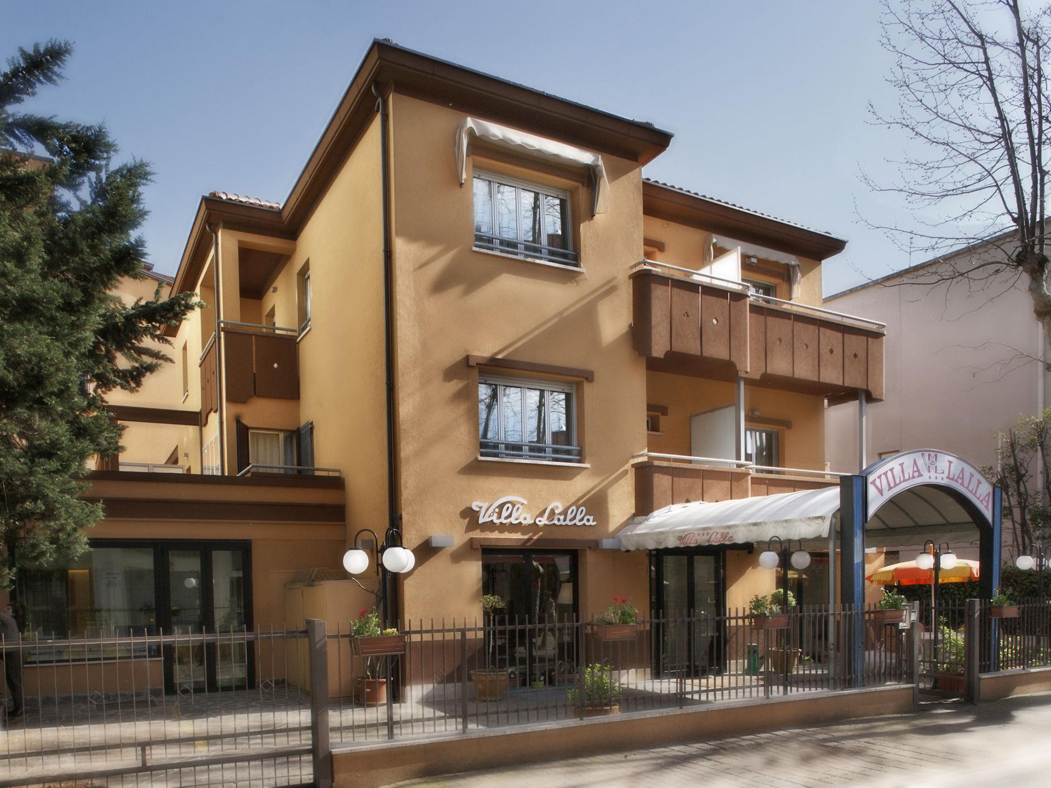 רימיני Hotel Villa Lalla מראה חיצוני תמונה